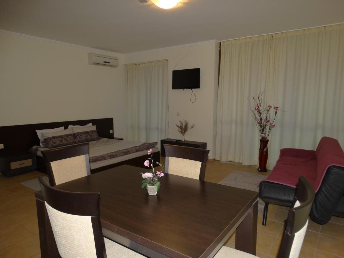 Chateau Del Marina Complex 2* Nesebăr